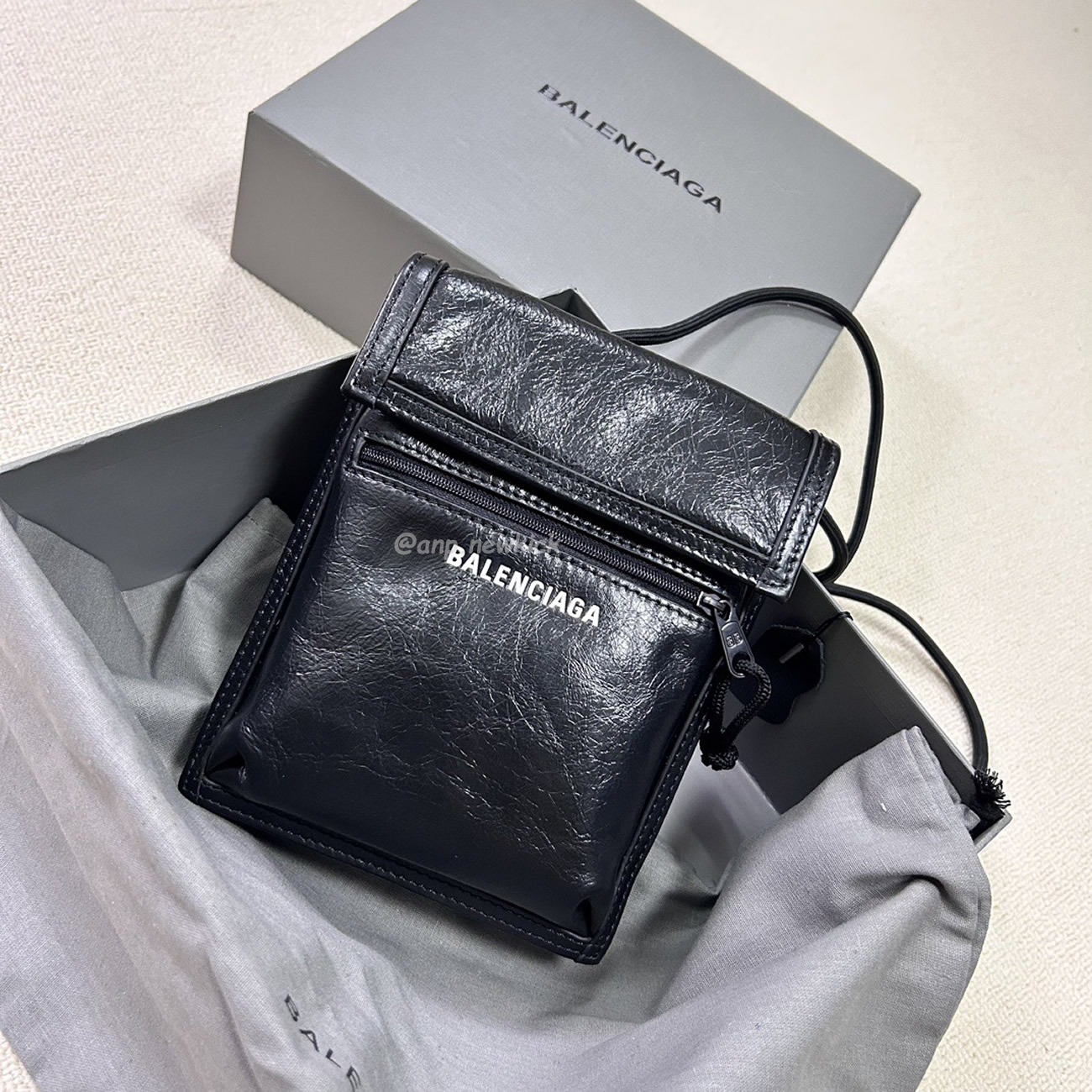 Balenciaga Explorer Arena Cracked Leather Messenger Bag Black (4) - www.newkick.vip